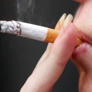 Sådan kommer du af med lugten fra cigaretter
