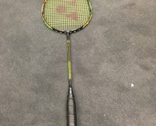 Yonex Duora badminton ketcher
