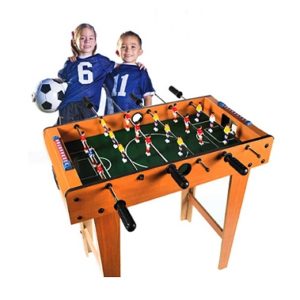 Et eksempel på et bordfodboldbord til børn og unge